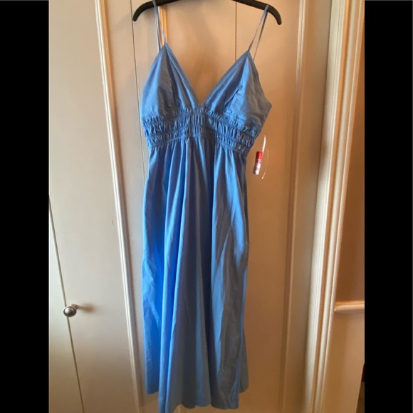 Large Deluc Positano maxi dress . Small flaw in the front . - Picture 3 of 4